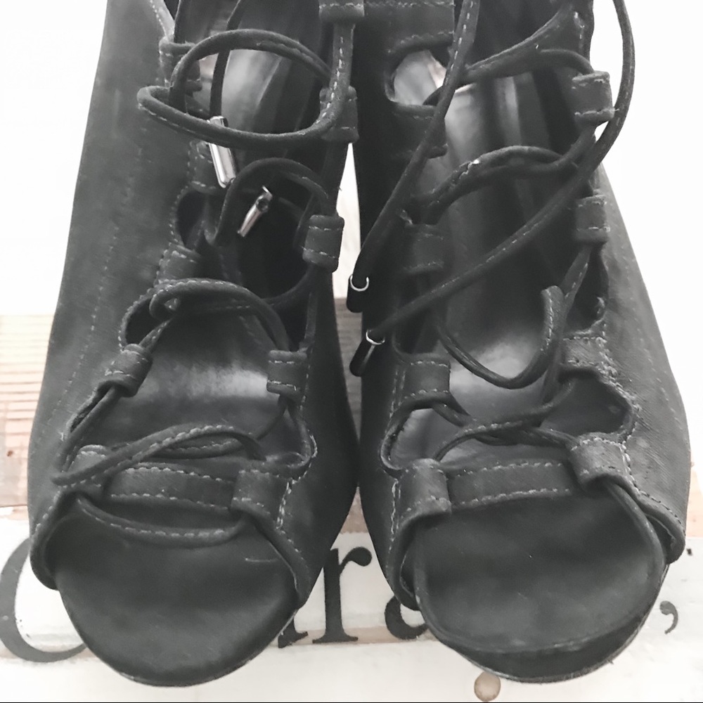 SCHUTZ Natalie Suede Lace Up Pump Black Bootie US7 - Picture 3 of 8
